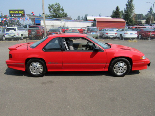 Illustration for article titled At $3,977, Could This 1992 Chevy Lumina Z34 Be The Light Of Your Life?